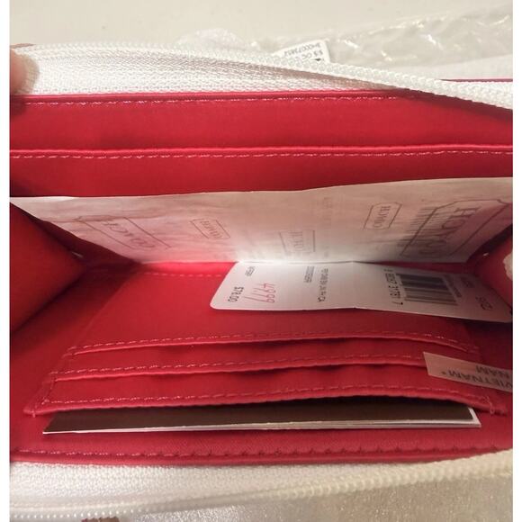 NWT Vintage Coach F62255 Peyton Ombre EW Wristlet SV / Pomegranate - Picture 6 of 7